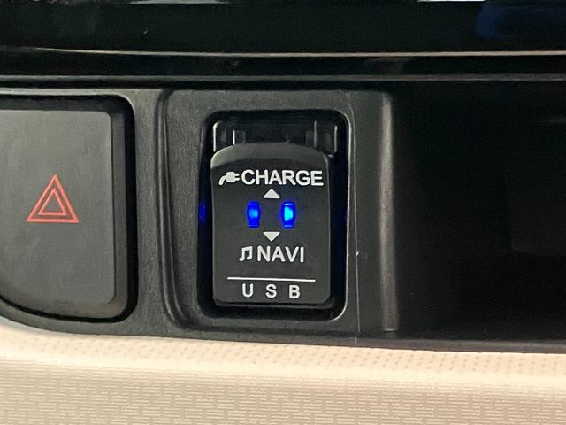 ムーヴＸリミテッド２ＳＡ３　フルセグナビ　バックカメラ　ドラレコ衝突被害軽減ブレーキ　フルセグナビ　ＤＶＤ再生　Ｂｌｕｅｔｏｏｔｈ　ＵＳＢ　バックカメラ　前後ドラレコ　シートヒーター　ＬＥＤ　オートライト　オートエアコン　スマートキー　タイヤ４本新品交換済（滋賀県）の中古車