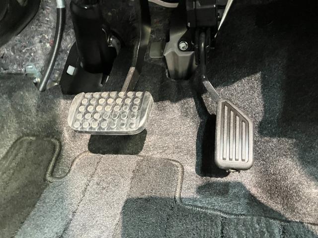 ムーヴキャンバスＧブラックインテリアＶＳ　ＳＡ３　８型ナビ　パノラマカメラ衝突被害軽減ブレーキ　８インチフルセグナビ　ＤＶＤ再生　Ｂｌｕｅｔｏｏｔｈ　ＵＳＢ　パノラマカメラ　ＥＴＣ　両側電動スライドドア　ＬＥＤ　オートライト　オートエアコン　シートヒーター　エコアイドル（滋賀県）の中古車