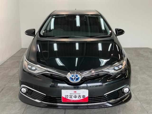 オーリスハイブリッド　９型フルセグナビ　バックカメラ　ドラレコトヨタセーフティセンス　９型フルセグナビ　ＤＶＤ再生　Ｂｌｕｅｔｏｏｔｈ　バックカメラ　ドラレコ　ＥＴＣ　ＬＥＤ　オートライト　オートエアコン　電動格納式ミラー　スマートキー　ハイブリッド車（滋賀県）の中古車