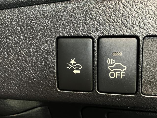 オーリスハイブリッド　９型フルセグナビ　バックカメラ　ドラレコトヨタセーフティセンス　９型フルセグナビ　ＤＶＤ再生　Ｂｌｕｅｔｏｏｔｈ　バックカメラ　ドラレコ　ＥＴＣ　ＬＥＤ　オートライト　オートエアコン　電動格納式ミラー　スマートキー　ハイブリッド車（滋賀県）の中古車