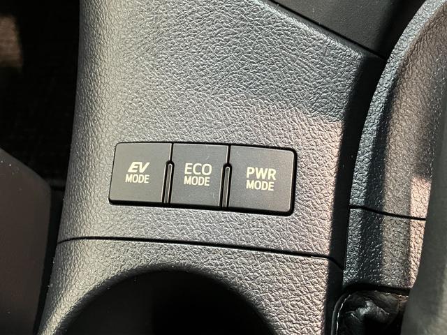 オーリスハイブリッド　９型フルセグナビ　バックカメラ　ドラレコトヨタセーフティセンス　９型フルセグナビ　ＤＶＤ再生　Ｂｌｕｅｔｏｏｔｈ　バックカメラ　ドラレコ　ＥＴＣ　ＬＥＤ　オートライト　オートエアコン　電動格納式ミラー　スマートキー　ハイブリッド車（滋賀県）の中古車