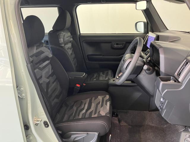 タフトＧダーククロムベンチャー　１０型フルセグナビ　届出済未使用車衝突被害軽減ブレーキ　コーナーセンサー　１０型フルセグナビ　ＤＶＤ　Ｂｌｕｅｔｏｏｔｈ　ＵＳＢ　バックカメラ　前後ドラレコ　前席シートヒーター　ＬＥＤ　オートライト　レーダークルコン　オートエアコン（滋賀県）の中古車