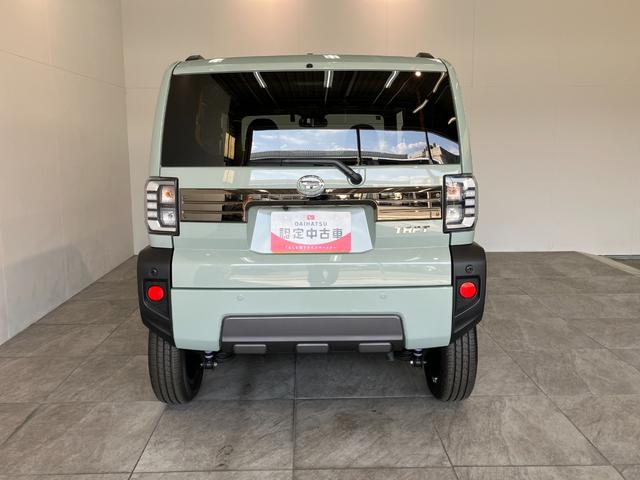 タフトＧダーククロムベンチャー　１０型フルセグナビ　届出済未使用車衝突被害軽減ブレーキ　コーナーセンサー　１０型フルセグナビ　ＤＶＤ　Ｂｌｕｅｔｏｏｔｈ　ＵＳＢ　バックカメラ　前後ドラレコ　前席シートヒーター　ＬＥＤ　オートライト　レーダークルコン　オートエアコン（滋賀県）の中古車