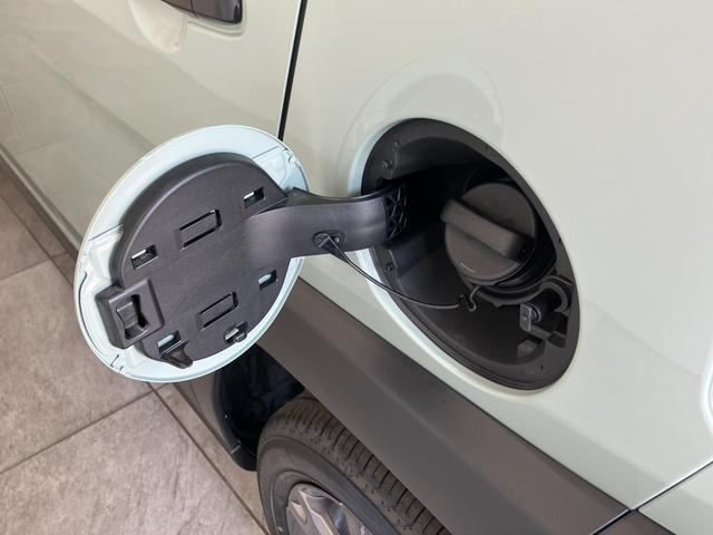 タフトＧダーククロムベンチャー　１０型フルセグナビ　届出済未使用車衝突被害軽減ブレーキ　コーナーセンサー　１０型フルセグナビ　ＤＶＤ　Ｂｌｕｅｔｏｏｔｈ　ＵＳＢ　バックカメラ　前後ドラレコ　前席シートヒーター　ＬＥＤ　オートライト　レーダークルコン　オートエアコン（滋賀県）の中古車