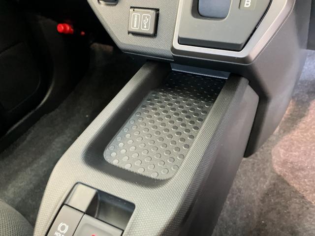 タフトＧダーククロムベンチャー　１０型フルセグナビ　届出済未使用車衝突被害軽減ブレーキ　コーナーセンサー　１０型フルセグナビ　ＤＶＤ　Ｂｌｕｅｔｏｏｔｈ　ＵＳＢ　バックカメラ　前後ドラレコ　前席シートヒーター　ＬＥＤ　オートライト　レーダークルコン　オートエアコン（滋賀県）の中古車