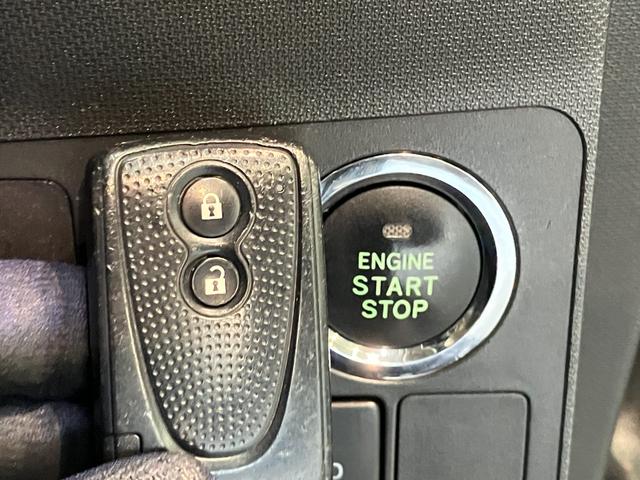 ムーヴカスタム　Ｘ　ＳＡ　フルセグナビ　ＥＴＣ　スマートキー衝突被害軽減ブレーキ　スマアシ　フルセグナビ　ＤＶＤ再生　Ｂｌｕｅｔｏｏｔｈ　ＥＴＣ　ＬＥＤヘッドライト　オートライト　オートエアコン　電動格納式ミラー　スマートキー　エコアイドル（滋賀県）の中古車