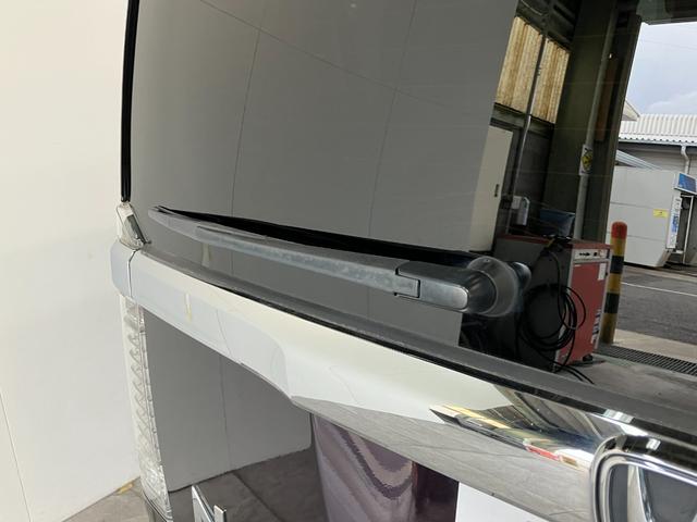 Ｎ−ＢＯＸカスタムＧ　フルセグナビ　バックカメラ　ＥＴＣ　ＨＩＤ　車検整備付フルセグナビ　ＤＶＤ再生　Ｂｌｕｅｔｏｏｔｈ　ＵＳＢ　バックカメラ　ＥＴＣ　ＨＩＤヘッドライト　オートライト　左側電動スライドドア　オートエアコン　電格ミラー　スマートキー　タイヤ４本新品交換済み（滋賀県）の中古車