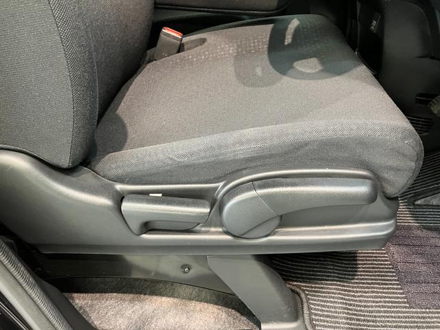 Ｎ−ＢＯＸカスタムＧ　フルセグナビ　バックカメラ　ＥＴＣ　ＨＩＤ　車検整備付フルセグナビ　ＤＶＤ再生　Ｂｌｕｅｔｏｏｔｈ　ＵＳＢ　バックカメラ　ＥＴＣ　ＨＩＤヘッドライト　オートライト　左側電動スライドドア　オートエアコン　電格ミラー　スマートキー　タイヤ４本新品交換済み（滋賀県）の中古車