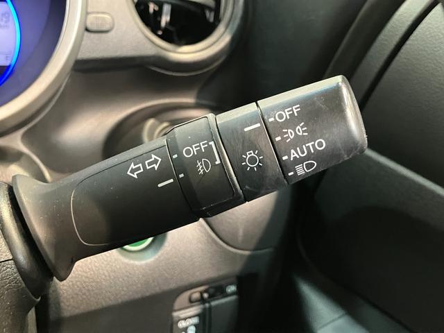 Ｎ−ＢＯＸカスタムＧ　フルセグナビ　バックカメラ　ＥＴＣ　ＨＩＤ　車検整備付フルセグナビ　ＤＶＤ再生　Ｂｌｕｅｔｏｏｔｈ　ＵＳＢ　バックカメラ　ＥＴＣ　ＨＩＤヘッドライト　オートライト　左側電動スライドドア　オートエアコン　電格ミラー　スマートキー　タイヤ４本新品交換済み（滋賀県）の中古車