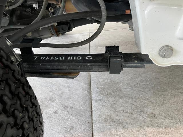 ハイゼットトラックＥＸＴ　４ＷＤ　デフロック　コーナーセンサー　ドラレコ衝突被害軽減ブレーキ　コーナーセンサー　パートタイム４ＷＤ　デフロック　ドラレコ　スマートキー　パワーウインドウ　オートライト　荷台作業灯　４枚リーフスプリング　電動格納式ミラー　マニュアルレベリング（滋賀県）の中古車