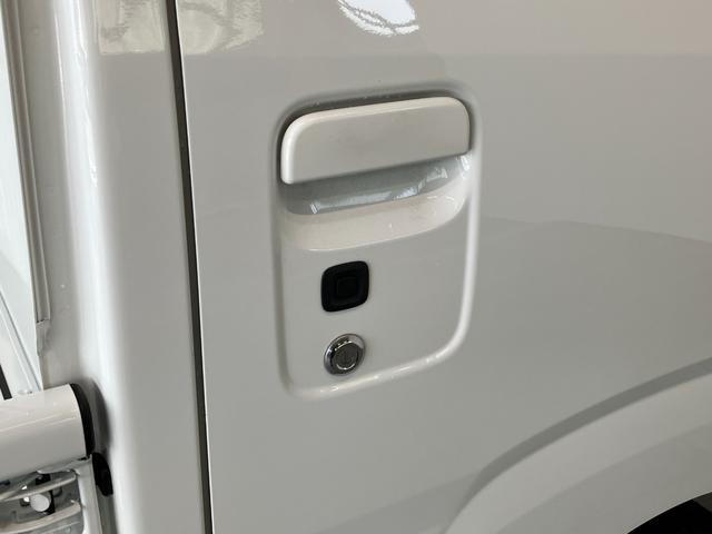 ハイゼットトラックＥＸＴ　４ＷＤ　デフロック　コーナーセンサー　ドラレコ衝突被害軽減ブレーキ　コーナーセンサー　パートタイム４ＷＤ　デフロック　ドラレコ　スマートキー　パワーウインドウ　オートライト　荷台作業灯　４枚リーフスプリング　電動格納式ミラー　マニュアルレベリング（滋賀県）の中古車