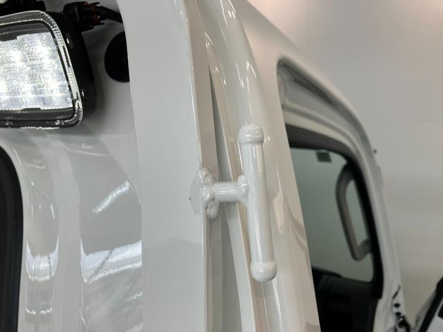 ハイゼットトラックＥＸＴ　４ＷＤ　デフロック　コーナーセンサー　ドラレコ衝突被害軽減ブレーキ　コーナーセンサー　パートタイム４ＷＤ　デフロック　ドラレコ　スマートキー　パワーウインドウ　オートライト　荷台作業灯　４枚リーフスプリング　電動格納式ミラー　マニュアルレベリング（滋賀県）の中古車