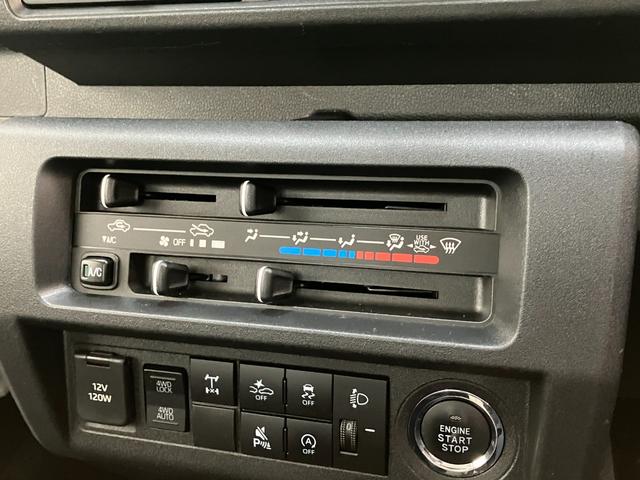 ハイゼットトラックＥＸＴ　４ＷＤ　デフロック　コーナーセンサー　ドラレコ衝突被害軽減ブレーキ　コーナーセンサー　パートタイム４ＷＤ　デフロック　ドラレコ　スマートキー　パワーウインドウ　オートライト　荷台作業灯　４枚リーフスプリング　電動格納式ミラー　マニュアルレベリング（滋賀県）の中古車