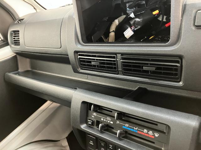 ハイゼットトラックＥＸＴ　４ＷＤ　デフロック　コーナーセンサー　ドラレコ衝突被害軽減ブレーキ　コーナーセンサー　パートタイム４ＷＤ　デフロック　ドラレコ　スマートキー　パワーウインドウ　オートライト　荷台作業灯　４枚リーフスプリング　電動格納式ミラー　マニュアルレベリング（滋賀県）の中古車
