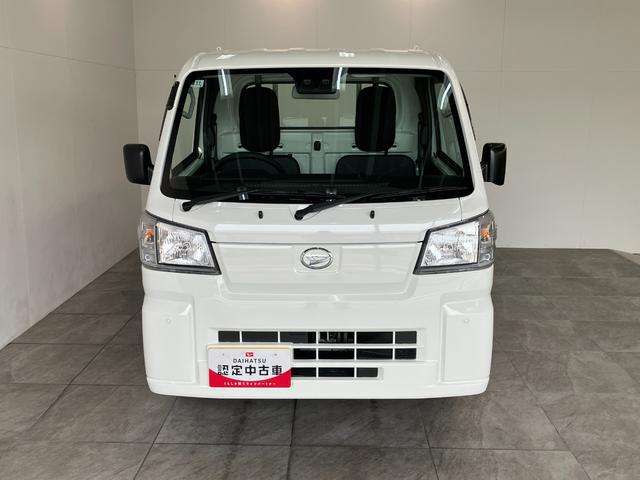 ハイゼットトラックスタンダード　パートタイム４ＷＤ　５ＭＴ　オートライト衝突被害軽減ブレーキ　コーナーセンサー　パートタイム４ＷＤ　ＡＭ／ＦＭラジオ　マニュアルエアコン　マニュアルレベリング　オートライト　５速マニュアルミッション車（滋賀県）の中古車