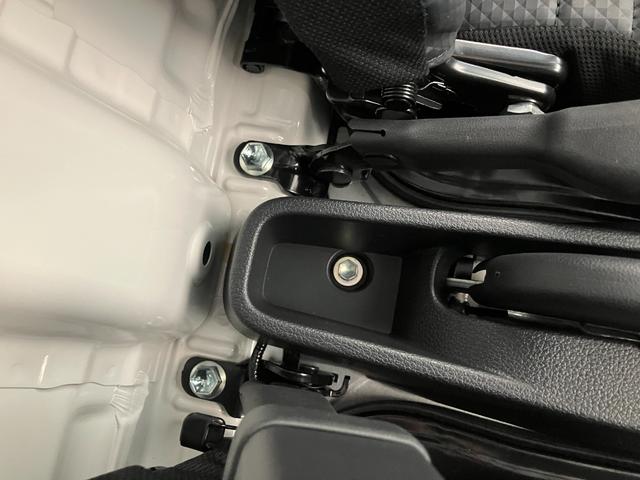 ハイゼットトラックスタンダード　パートタイム４ＷＤ　５ＭＴ　オートライト衝突被害軽減ブレーキ　コーナーセンサー　パートタイム４ＷＤ　ＡＭ／ＦＭラジオ　マニュアルエアコン　マニュアルレベリング　オートライト　５速マニュアルミッション車（滋賀県）の中古車