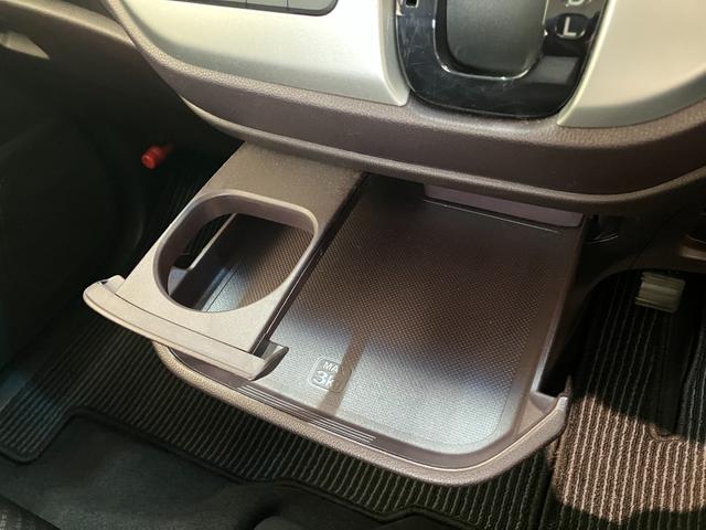 Ｎ−ＷＧＮカスタムＧ・Ａパッケージ　ワンセグナビ　バックカメラ　車検整備付衝突被害軽減ブレーキ　ワンセグナビ　バックカメラ　ＵＳＢ　ＨＩＤヘッドライト　オートライト　オートエアコン　クルーズコントロール　電動格納式ミラー　スマートキー　エコアイドル（滋賀県）の中古車