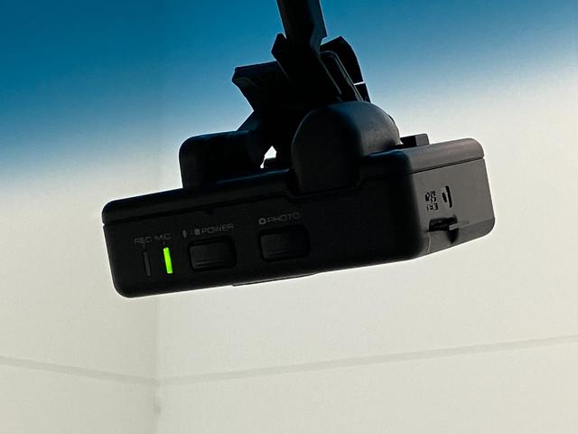 タントカスタムＲＳトップエディションＳＡ２　ターボ　ナビ　Ｂカメラ衝突被害軽減ブレーキ　フルセグナビ　Ｂｌｕｅｔｏｏｔｈ　ＤＶＤ　ＵＳＢ　バックカメラ　ドラレコ　ＥＴＣ　両側電動スライドドア　ＬＥＤ　オートライト　オートエアコン　スマートキー　タイヤ４本新品交換済み（滋賀県）の中古車