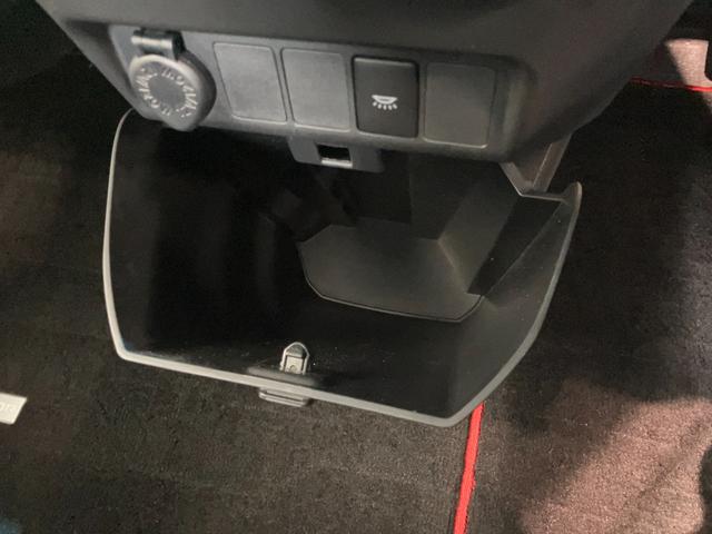 トールカスタムＧターボ　９型ディスプレイオーディオ　パノラマカメラ衝突被害軽減ブレーキ　コーナーセンサー　９型ディスプレイオーディオ　フルセグ　Ｂｌｕｅｔｏｏｔｈ　ＵＳＢ　パノラマカメラ　ＥＴＣ　両側電動スライドドア　ＬＥＤ　クルーズコントロール　モデリスタエアロ（滋賀県）の中古車