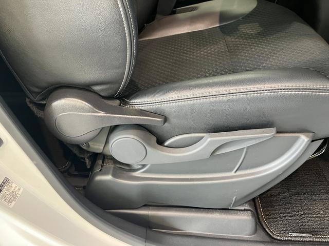 タントカスタムＸ　コーナーセンサー　ＣＤステレオ　シートヒーター衝突被害軽減ブレーキ　コーナーセンサー　バックカメラ（ナビ装着時用）　ＣＤステレオ　ＥＴＣ　両側電動スライドドア　前席シートヒーター　ＬＥＤ　オートライト　オートエアコン　スマートキー　エコアイドル（滋賀県）の中古車