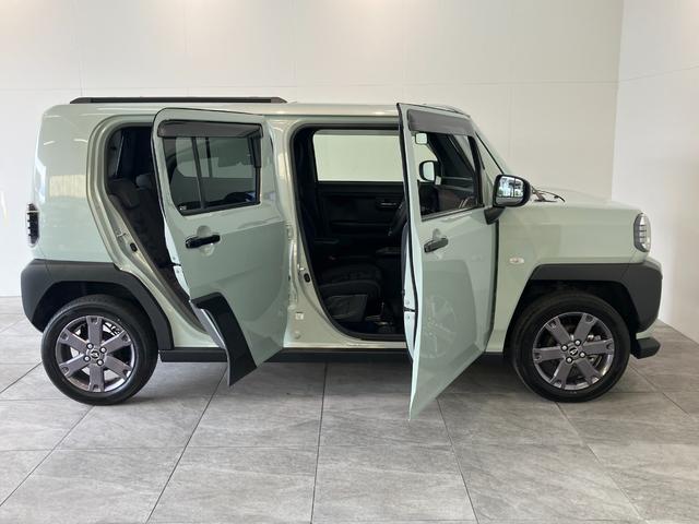 タフトＧターボ　ダーククロムベンチャー　１０型ナビ　前後ドラレコ衝突被害軽減ブレーキ　コーナーセンサー　１０型フルセグナビ　ＤＶＤ再生　Ｂｌｕｅｔｏｏｔｈ　ＵＳＢ　パノラマカメラ　前後ドラレコ　前席シートヒーター　ＬＥＤ　オートライト　クルーズコントロール　ターボ（滋賀県）の中古車