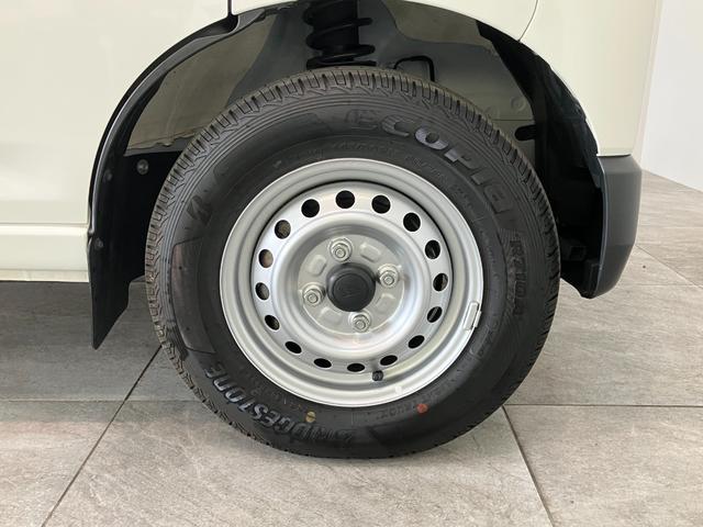 ハイゼットカーゴＤＸ　４ＷＤ　ＣＶＴ　コーナーセンサー　キーレス　前席Ｐ／Ｗ衝突被害軽減ブレーキ　スマアシ　パートタイム４ＷＤ　コーナーセンサー　前席パワーウインドウ　ＣＤステレオ　両側スライドドア　オートライト　マニュアルレベリング（滋賀県）の中古車