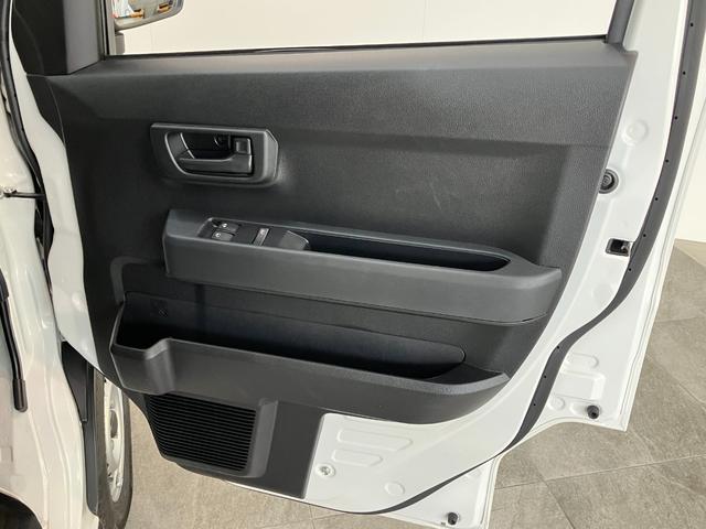 ハイゼットカーゴＤＸ　４ＷＤ　ＣＶＴ　コーナーセンサー　キーレス　前席Ｐ／Ｗ衝突被害軽減ブレーキ　スマアシ　パートタイム４ＷＤ　コーナーセンサー　前席パワーウインドウ　ＣＤステレオ　両側スライドドア　オートライト　マニュアルレベリング（滋賀県）の中古車