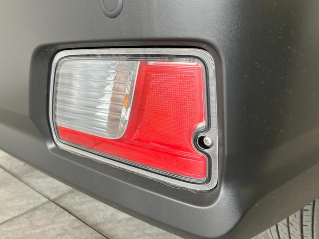 ハイゼットカーゴＤＸ　４ＷＤ　ＣＶＴ　コーナーセンサー　キーレス　前席Ｐ／Ｗ衝突被害軽減ブレーキ　スマアシ　パートタイム４ＷＤ　コーナーセンサー　前席パワーウインドウ　ＣＤステレオ　両側スライドドア　オートライト　マニュアルレベリング（滋賀県）の中古車