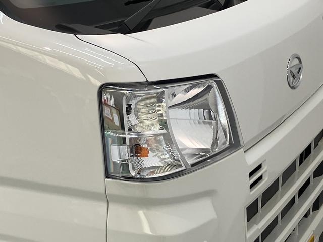 ハイゼットカーゴＤＸ　４ＷＤ　ＣＶＴ　コーナーセンサー　キーレス　前席Ｐ／Ｗ衝突被害軽減ブレーキ　スマアシ　パートタイム４ＷＤ　コーナーセンサー　前席パワーウインドウ　ＣＤステレオ　両側スライドドア　オートライト　マニュアルレベリング（滋賀県）の中古車