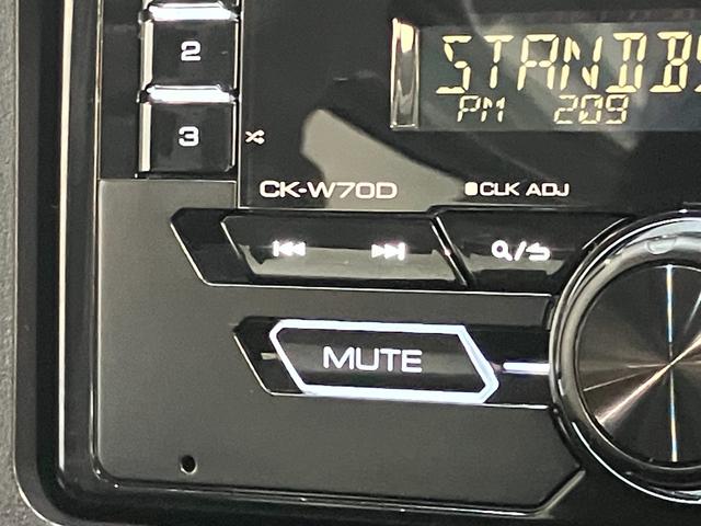 ハイゼットカーゴＤＸ　４ＷＤ　ＣＶＴ　コーナーセンサー　キーレス　前席Ｐ／Ｗ衝突被害軽減ブレーキ　スマアシ　パートタイム４ＷＤ　コーナーセンサー　前席パワーウインドウ　ＣＤステレオ　両側スライドドア　オートライト　マニュアルレベリング（滋賀県）の中古車