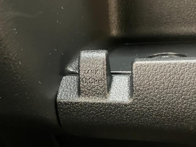 ハイゼットカーゴＤＸ　４ＷＤ　ＣＶＴ　コーナーセンサー　キーレス　前席Ｐ／Ｗ衝突被害軽減ブレーキ　スマアシ　パートタイム４ＷＤ　コーナーセンサー　前席パワーウインドウ　ＣＤステレオ　両側スライドドア　オートライト　マニュアルレベリング（滋賀県）の中古車