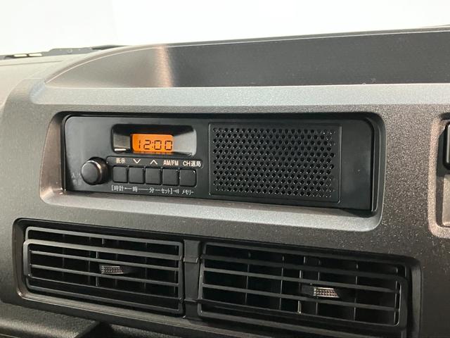 ハイゼットカーゴＤＸ　４ＷＤ　コーナーセンサー　ドラレコ　キーレスエントリー衝突被害軽減ブレーキ　スマアシ　パートタイム４ＷＤ　コーナーセンサー　前席パワーウインドウ　ＡＭ／ＦＭステレオ　ドラレコ　両側スライドドア　オートライト　マニュアルレベリング（滋賀県）の中古車