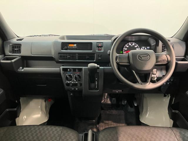 ハイゼットカーゴＤＸ　４ＷＤ　コーナーセンサー　ＡＭ／ＦＭラジオ　キーレス衝突被害軽減ブレーキ　スマアシ　パートタイム４ＷＤ　コーナーセンサー　前席パワーウインドウ　ＡＭ／ＦＭステレオ　両側スライドドア　オートライト　マニュアルレベリング　キーレスエントリー（滋賀県）の中古車