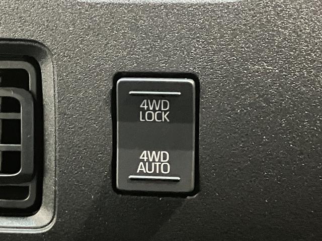 ハイゼットカーゴＤＸ　４ＷＤ　コーナーセンサー　ＡＭ／ＦＭラジオ　キーレス衝突被害軽減ブレーキ　スマアシ　パートタイム４ＷＤ　コーナーセンサー　前席パワーウインドウ　ＡＭ／ＦＭステレオ　両側スライドドア　オートライト　マニュアルレベリング　キーレスエントリー（滋賀県）の中古車