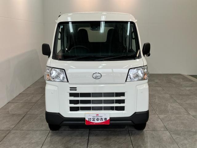 ハイゼットカーゴＤＸ　４ＷＤ　コーナーセンサー　ＡＭ／ＦＭラジオ　キーレス衝突被害軽減ブレーキ　スマアシ　パートタイム４ＷＤ　コーナーセンサー　前席パワーウインドウ　ＡＭ／ＦＭステレオ　両側スライドドア　オートライト　マニュアルレベリング　キーレスエントリー（滋賀県）の中古車