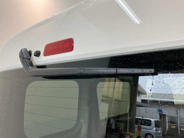 ハイゼットカーゴＤＸ　４ＷＤ　コーナーセンサー　ＡＭ／ＦＭラジオ　キーレス衝突被害軽減ブレーキ　スマアシ　パートタイム４ＷＤ　コーナーセンサー　前席パワーウインドウ　ＡＭ／ＦＭステレオ　両側スライドドア　オートライト　マニュアルレベリング　キーレスエントリー（滋賀県）の中古車