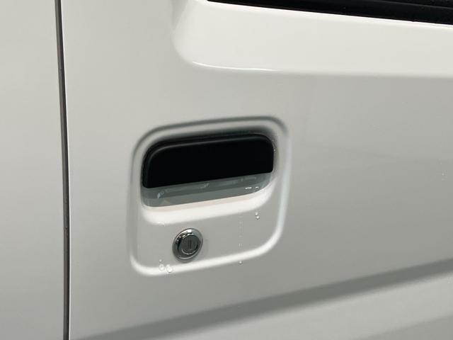 ハイゼットカーゴＤＸ　４ＷＤ　コーナーセンサー　ＡＭ／ＦＭラジオ　キーレス衝突被害軽減ブレーキ　スマアシ　パートタイム４ＷＤ　コーナーセンサー　前席パワーウインドウ　ＡＭ／ＦＭステレオ　両側スライドドア　オートライト　マニュアルレベリング　キーレスエントリー（滋賀県）の中古車