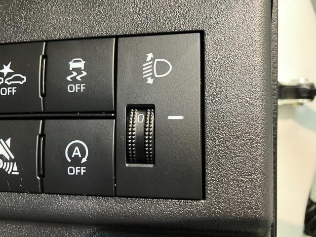 ハイゼットカーゴＤＸ　４ＷＤ　コーナーセンサー　ＡＭ／ＦＭラジオ　キーレス衝突被害軽減ブレーキ　スマアシ　パートタイム４ＷＤ　コーナーセンサー　前席パワーウインドウ　ＡＭ／ＦＭステレオ　両側スライドドア　オートライト　マニュアルレベリング　キーレスエントリー（滋賀県）の中古車