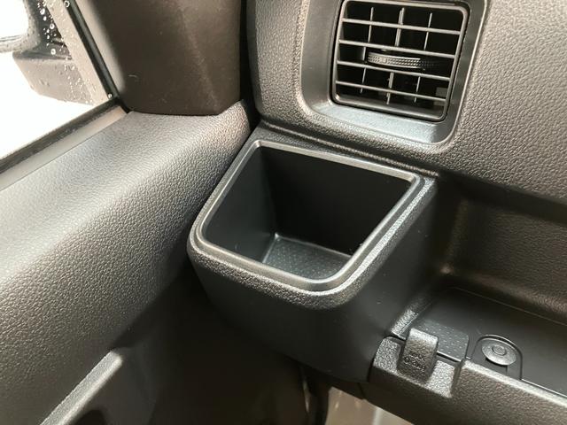 ハイゼットカーゴＤＸ　４ＷＤ　コーナーセンサー　ＡＭ／ＦＭラジオ　キーレス衝突被害軽減ブレーキ　スマアシ　パートタイム４ＷＤ　コーナーセンサー　前席パワーウインドウ　ＡＭ／ＦＭステレオ　両側スライドドア　オートライト　マニュアルレベリング　キーレスエントリー（滋賀県）の中古車