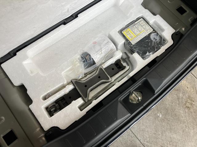 スペーシアＧリミテッド　ＣＤステレオ　ＥＴＣ　左側電動スライドドア衝突被害軽減ブレーキ　ＣＤステレオ　ＵＳＢ　ＥＴＣ　シートヒーター　左側電動スライドドア　社外アルミ　オートエアコン　マニュアルレベリング　電動格納式ミラー　スマートキー　エコアイドル（滋賀県）の中古車