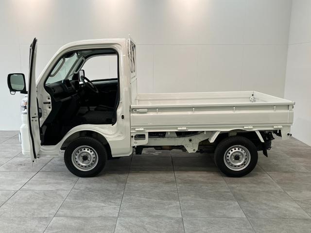 ハイゼットトラックＥＸＴ　４ＷＤ　デフロック　コーナーセンサー　ドラレコ衝突被害軽減ブレーキ　コーナーセンサー　パートタイム４ＷＤ　デフロック　ドラレコ　スマートキー　パワーウインドウ　ＬＥＤ　オートライト　荷台作業灯　４枚リーフスプリング　電動格納式ミラー　エコアイドル（滋賀県）の中古車