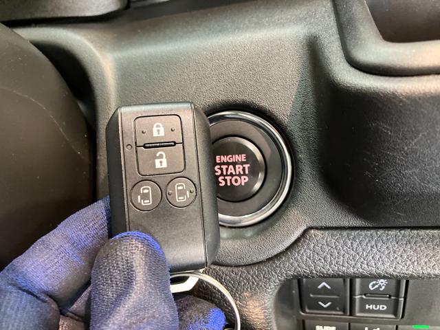 ソリオバンディットハイブリッドＭＶ　４ＷＤ　８型フルセグナビ　バックカメラ衝突被害軽減ブレーキ　リアコーナーセンサー　フルセグナビ　Ｂｌｕｅｔｏｏｔｈ　ＤＶＤ　ＵＳＢ　バックカメラ　両側電動スライドドア　シートヒーター　ＬＥＤ　オートライト　レーダークルコン　４ＷＤ（滋賀県）の中古車