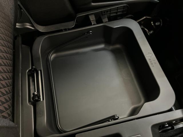 ソリオバンディットハイブリッドＭＶ　４ＷＤ　８型フルセグナビ　バックカメラ衝突被害軽減ブレーキ　リアコーナーセンサー　フルセグナビ　Ｂｌｕｅｔｏｏｔｈ　ＤＶＤ　ＵＳＢ　バックカメラ　両側電動スライドドア　シートヒーター　ＬＥＤ　オートライト　レーダークルコン　４ＷＤ（滋賀県）の中古車