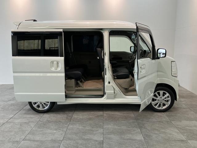 ＮＶ１００クリッパーリオＥ　４ＷＤ　ターボ　フルセグナビ　バックカメラ　前後ドラレコ衝突被害軽減ブレーキ　フルセグナビ　ＤＶＤ再生　Ｂｌｕｅｔｏｏｔｈ　ＵＳＢ　バックカメラ　前後ドラレコ　ＥＴＣ　左側電動スライドドア　シートヒーター　ＨＩＤ　オートライト　　タイヤ４本新品交換済（滋賀県）の中古車