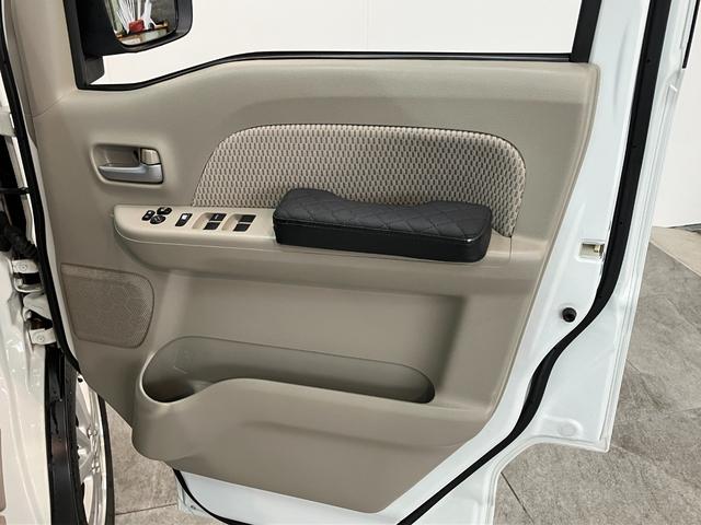 ＮＶ１００クリッパーリオＥ　４ＷＤ　ターボ　フルセグナビ　バックカメラ　前後ドラレコ衝突被害軽減ブレーキ　フルセグナビ　ＤＶＤ再生　Ｂｌｕｅｔｏｏｔｈ　ＵＳＢ　バックカメラ　前後ドラレコ　ＥＴＣ　左側電動スライドドア　シートヒーター　ＨＩＤ　オートライト　　タイヤ４本新品交換済（滋賀県）の中古車