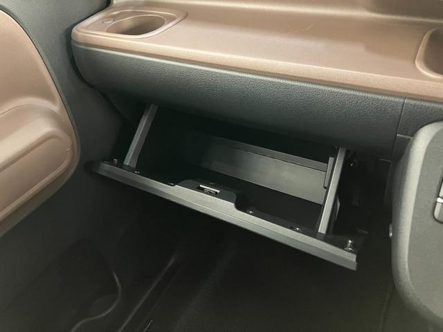 ムーヴキャンバスセオリーＧ　９型ディスプレイオーディオ　駐車支援システム衝突被害軽減ブレーキ　コーナーセンサー　ディスプレイオーディオ　フルセグ　Ｂｌｕｅｔｏｏｔｈ　ＵＳＢ　パノラマカメラ　両側電動スライドドア　シートヒーター　ＬＥＤ　ワイヤレス充電器　駐車支援システム（滋賀県）の中古車