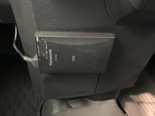 ハイゼットカーゴＤＸ　４ＷＤ　コーナーセンサー　ドラレコ　ＥＴＣ　キーレス衝突被害軽減ブレーキ　スマアシ　パートタイム４ＷＤ　コーナーセンサー　前席パワーウインドウ　ＡＭ／ＦＭステレオ　ドラレコ　ＥＴＣ　両側スライドドア　オートライト　マニュアルレベリング（滋賀県）の中古車