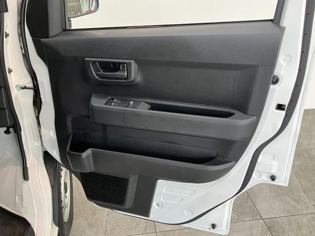 ハイゼットカーゴＤＸ　４ＷＤ　コーナーセンサー　ドラレコ　ＥＴＣ　キーレス衝突被害軽減ブレーキ　スマアシ　パートタイム４ＷＤ　コーナーセンサー　前席パワーウインドウ　ＡＭ／ＦＭステレオ　ドラレコ　ＥＴＣ　両側スライドドア　オートライト　マニュアルレベリング（滋賀県）の中古車