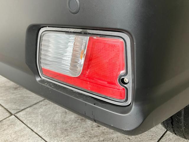 ハイゼットカーゴＤＸ　４ＷＤ　コーナーセンサー　ドラレコ　ＥＴＣ　キーレス衝突被害軽減ブレーキ　スマアシ　パートタイム４ＷＤ　コーナーセンサー　前席パワーウインドウ　ＡＭ／ＦＭステレオ　ドラレコ　ＥＴＣ　両側スライドドア　オートライト　マニュアルレベリング（滋賀県）の中古車