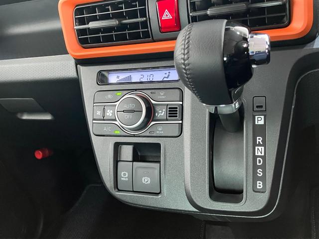 タントファンクロスターボ　９型ディスプレイオーディオ　フルセグ衝突被害軽減ブレーキ　コーナーセンサー　９型ディスプレイオーディオ　フルセグ　Ｂｌｕｅｔｏｏｔｈ　ＵＳＢ　バックカメラ　両側電動スライドドア　前席シートヒーター　ＬＥＤ　スマートキー　エコアイドル（滋賀県）の中古車